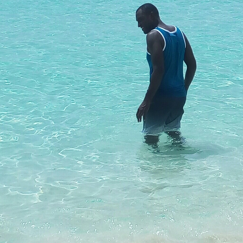 Meet your Posher, Jones